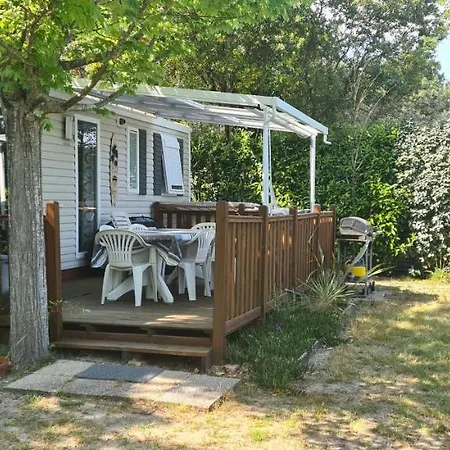 Camping Mobil 3 - 2 Salles D'eau - 2wc -camping Les Ecureuils - 220 Euro A Regler A L'accueil Biscarrosse